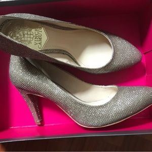 Gold/silver Prom heels💕💕